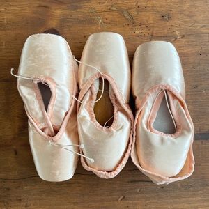 Capezio Pointe Shoes